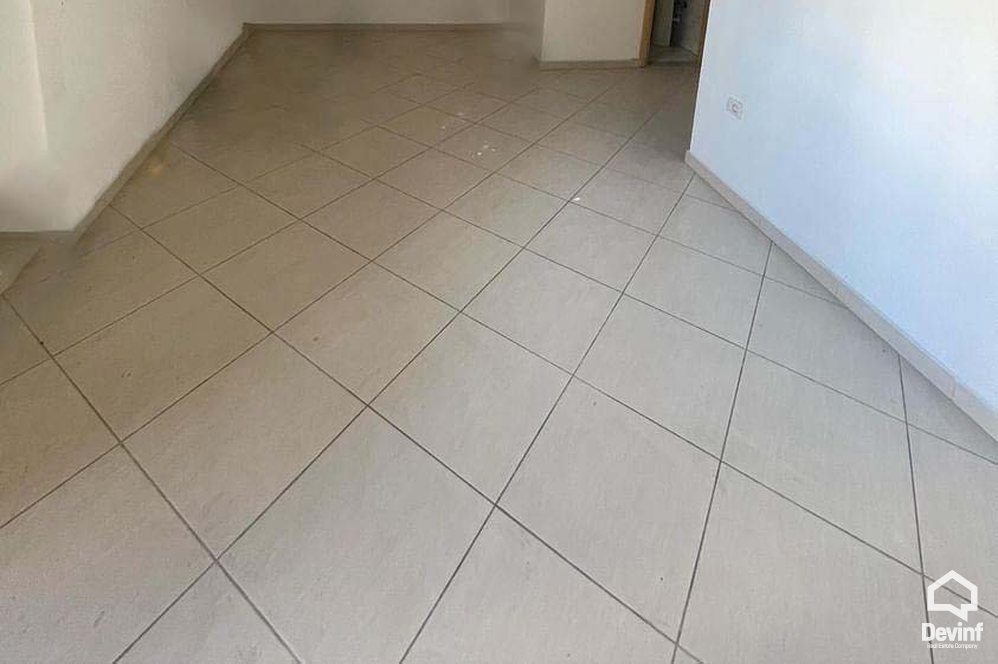 Tirane Shitje Dyqan  Rruga Peti prane Liqenit te Thate dyqan apartament zyre
