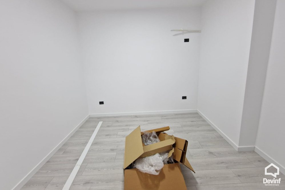 Tirane Qera Apartament 2+1+A Rruga Myslym Shyri apartament zyre klinike dentare studio ligjore