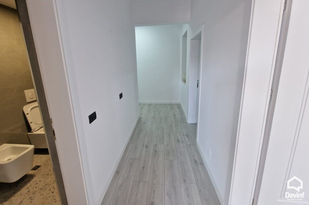 Tirane Qera Apartament 2+1+A Rruga Myslym Shyri apartament zyre klinike dentare studio ligjore