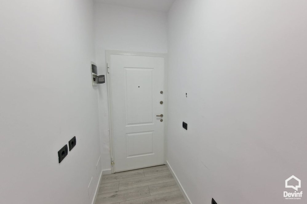 Tirane Qera Apartament 2+1+A Rruga Myslym Shyri apartament zyre klinike dentare studio ligjore