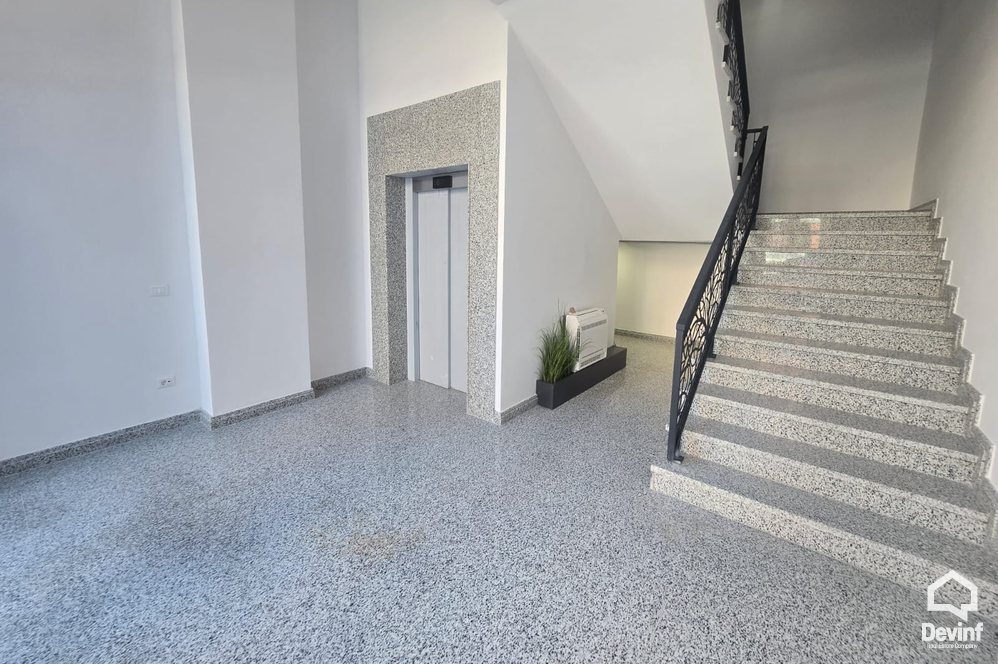 Tirane For Rent Office   Office zyre avokati studio ligjore shkolle kursesh Korporata & Organizata