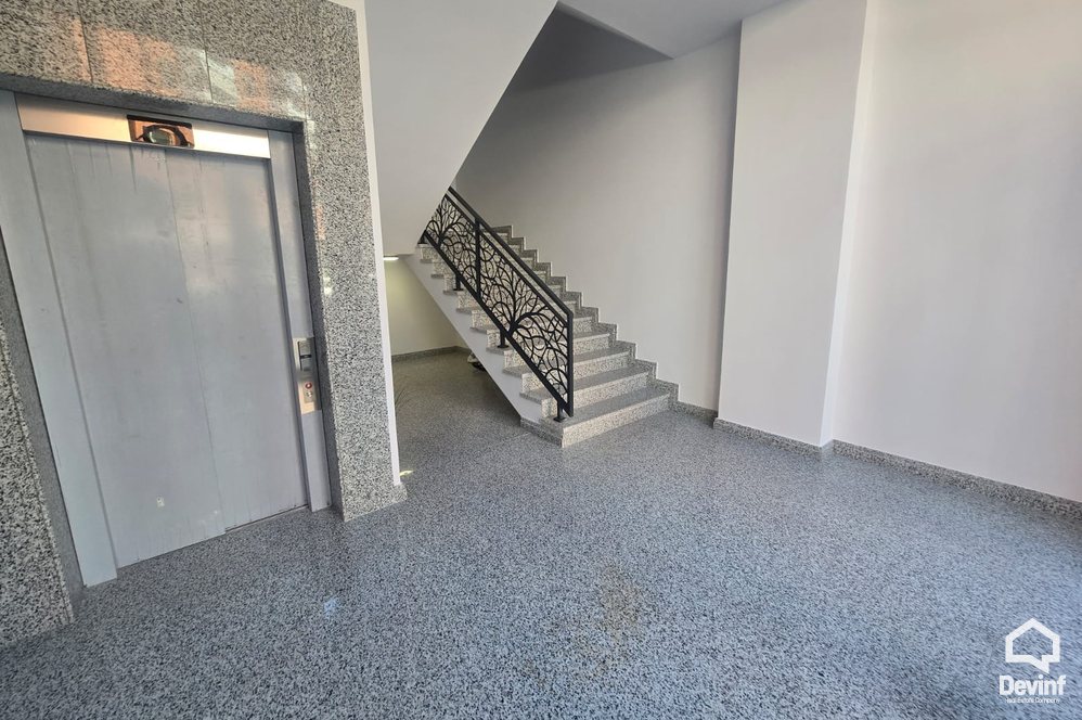 Tirane For Rent Office   Office zyre avokati studio ligjore shkolle kursesh Korporata & Organizata