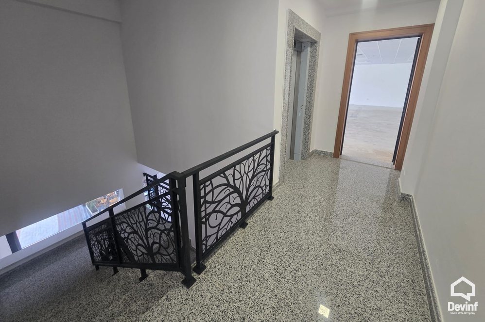 Tirane For Rent Office   Office zyre avokati studio ligjore shkolle kursesh Korporata & Organizata