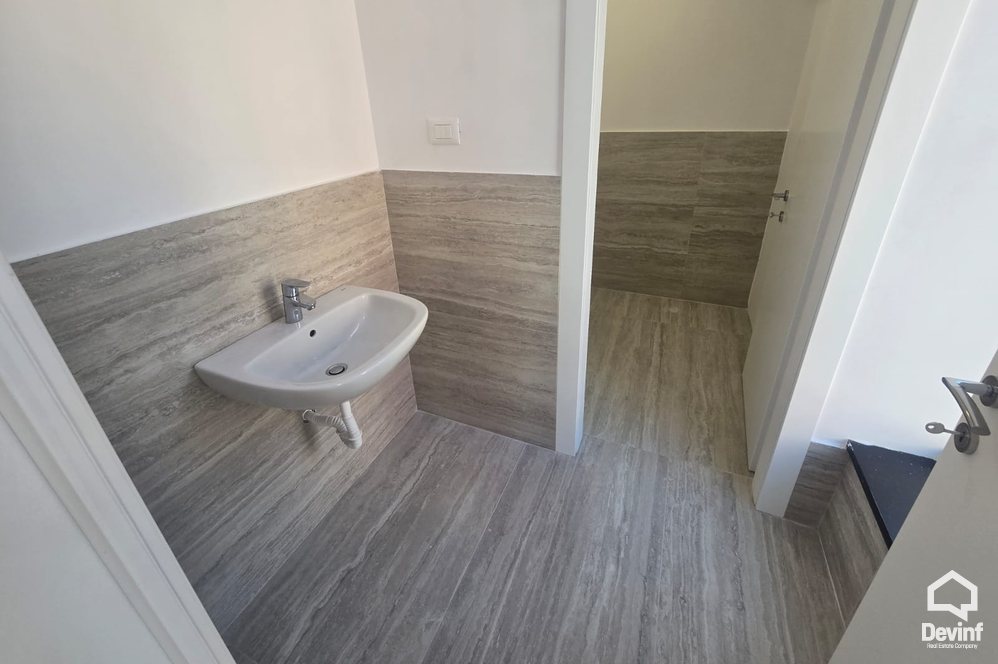 Tirane For Rent Office   Office zyre avokati studio ligjore shkolle kursesh Korporata & Organizata