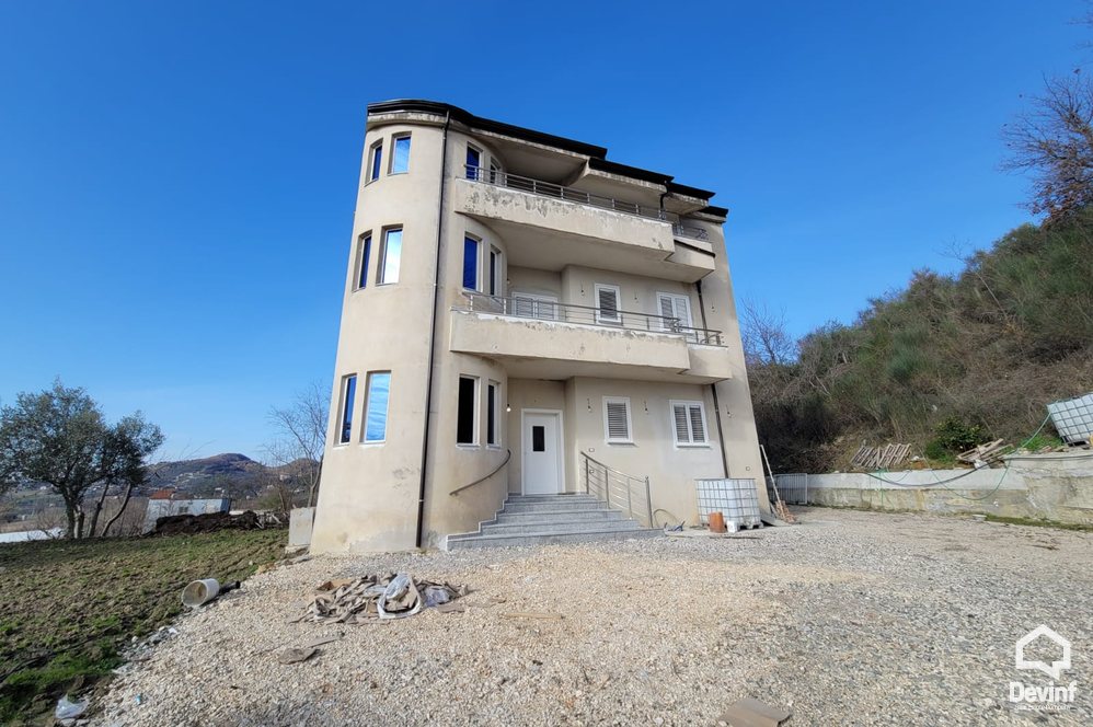 Tirane For Rent Villa Me shume se 4 dhoma Villa in Vishaj area, Tirana Villa