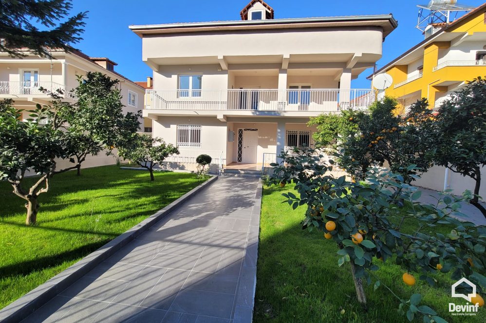 Tirane Qera Vile Me shume se 4 dhoma Vile e kendshme ne zonen e vilave, Selite  vile Residence