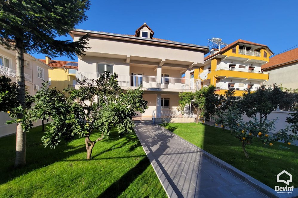 Tirane Qera Vile Me shume se 4 dhoma Vile e kendshme ne zonen e vilave, Selite  vile Residence