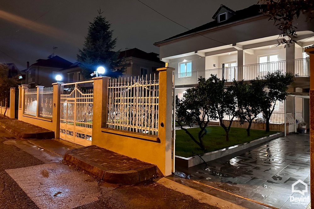 Tirane Qera Vile Me shume se 4 dhoma Vile e kendshme ne zonen e vilave, Selite  vile Residence