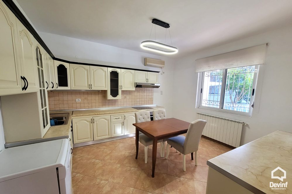 Tirane Qera Vile Me shume se 4 dhoma Vile e kendshme ne zonen e vilave, Selite  vile Residence