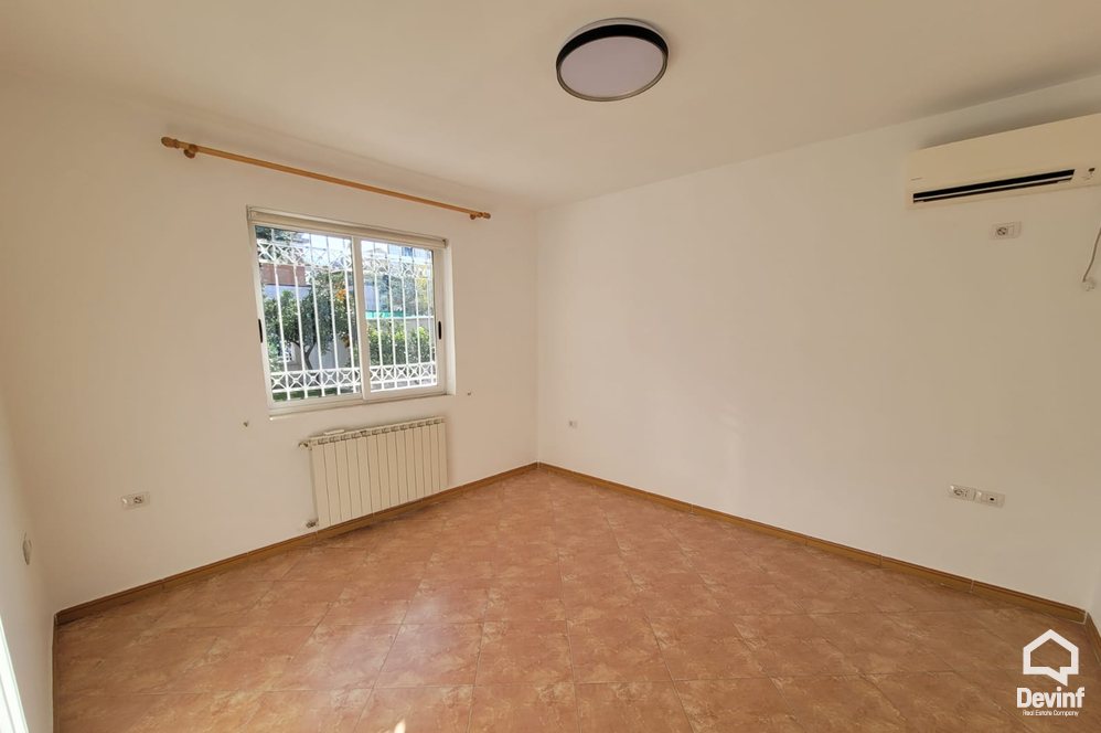Tirane Qera Vile Me shume se 4 dhoma Vile e kendshme ne zonen e vilave, Selite  vile Residence