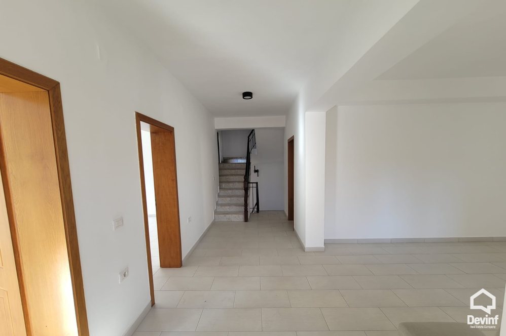 Tirane Qera Vile Me shume se 4 dhoma Vile e kendshme ne zonen e vilave, Selite  vile Residence