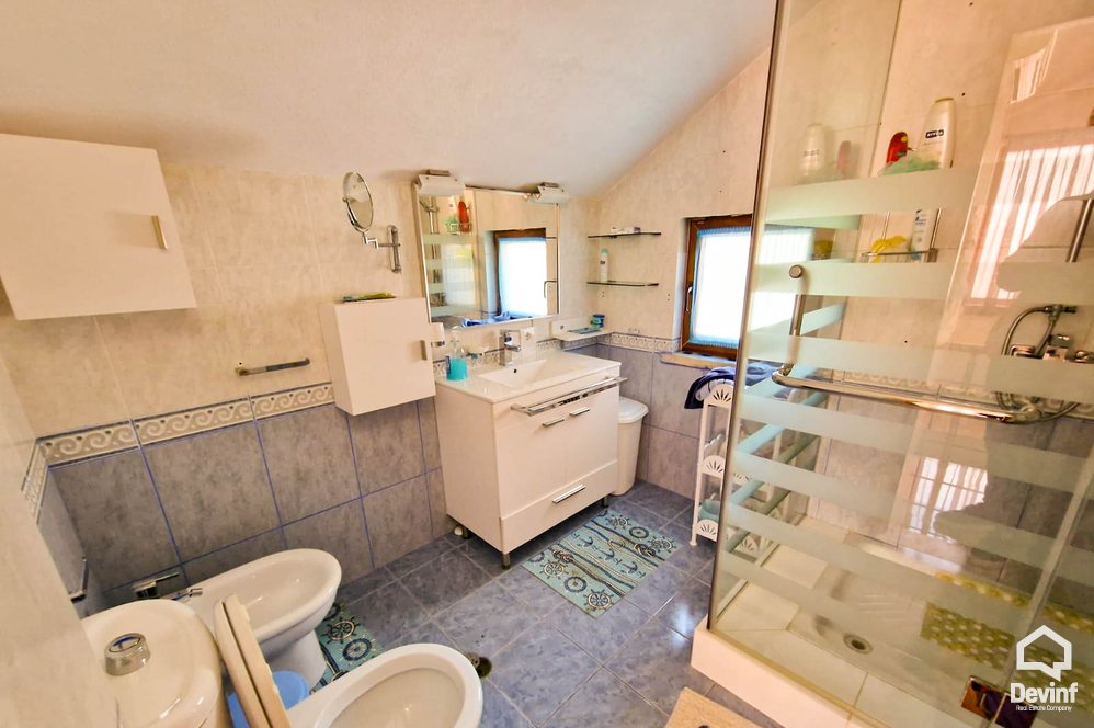 Durres Shitje Vile  Kompleks Rezidencial, Qerret vile bregdet kompleks rezidencial