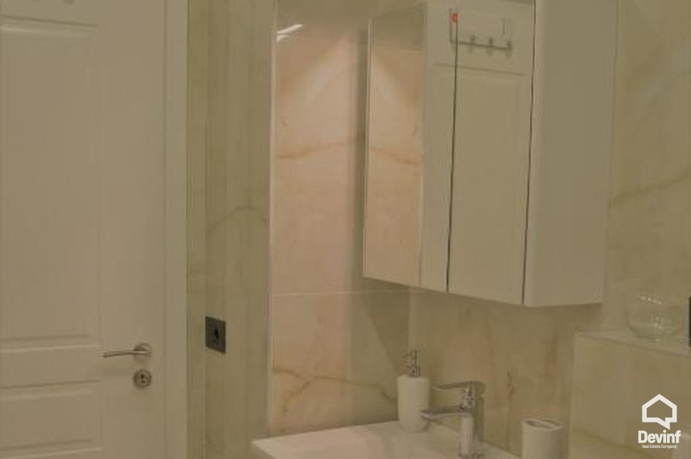 Tirane For Sale Apartment 3+1 Barrikada street Apartment Booking/AirBnB