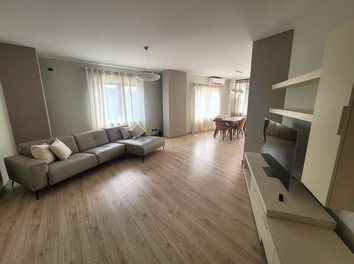 Apartament Qera Apartament ne Rrugen Sami Frasheri