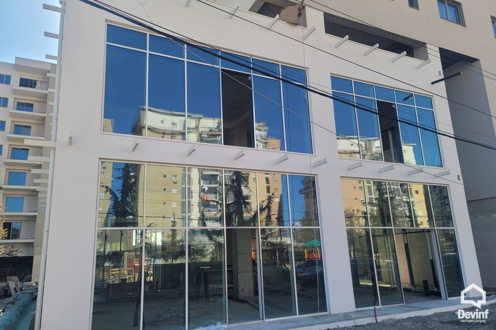Tirane For Rent Shop  A shop/office at the Aviation Field, near the Justice Building Office Shop klinike dentare show room