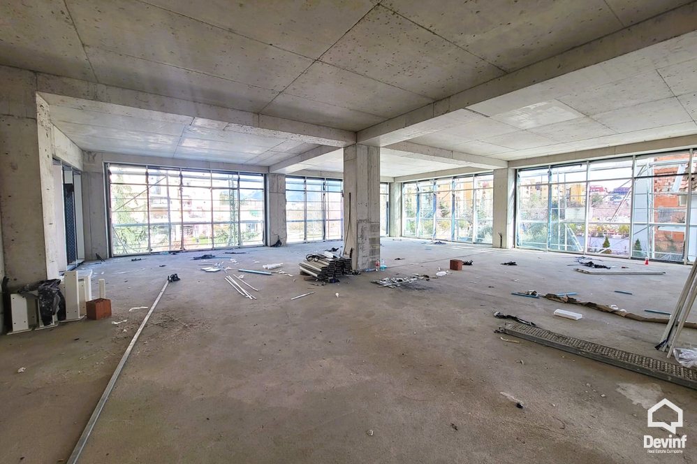 Tirane For Rent Shop  A shop/office at the Aviation Field, near the Justice Building Office Shop klinike dentare show room