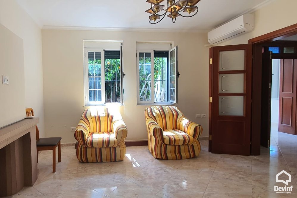 Tirane For Sale Apartment 2+1 Qemal Stafa street Apartment Booking/AirBnB apartament me oborr klinike