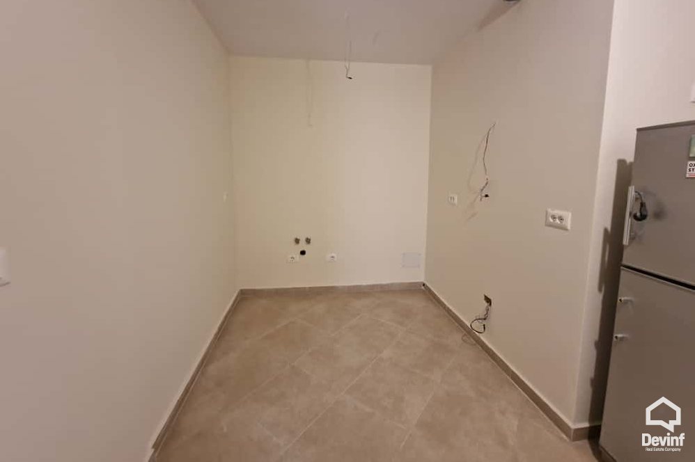 Tirane For Sale Apartment 2+1 Qemal Stafa street Apartment Booking/AirBnB apartament me oborr klinike