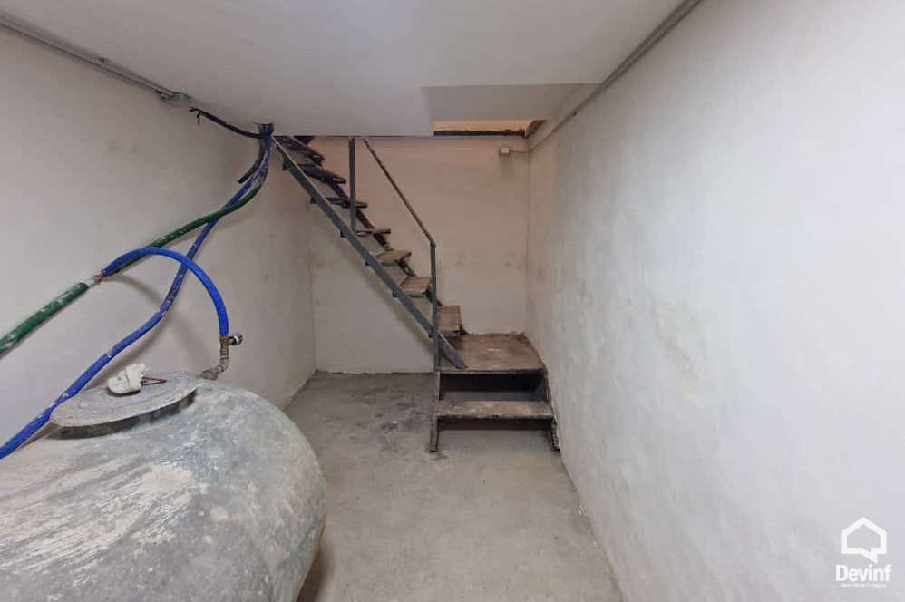Tirane For Sale Apartment 2+1 Qemal Stafa street Apartment Booking/AirBnB apartament me oborr klinike