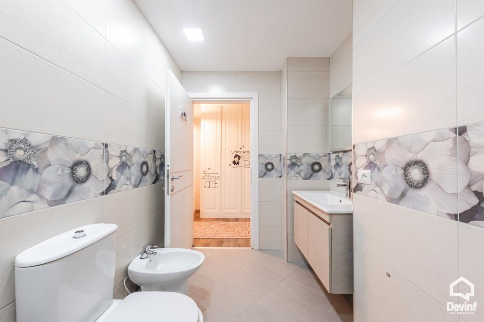 Tirane Qera Apartament 2+1 Apartament ne zonen e Liqenit te Tiranes apartament