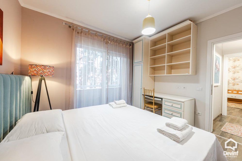 Tirane Qera Apartament 2+1 Apartament ne zonen e Liqenit te Tiranes apartament