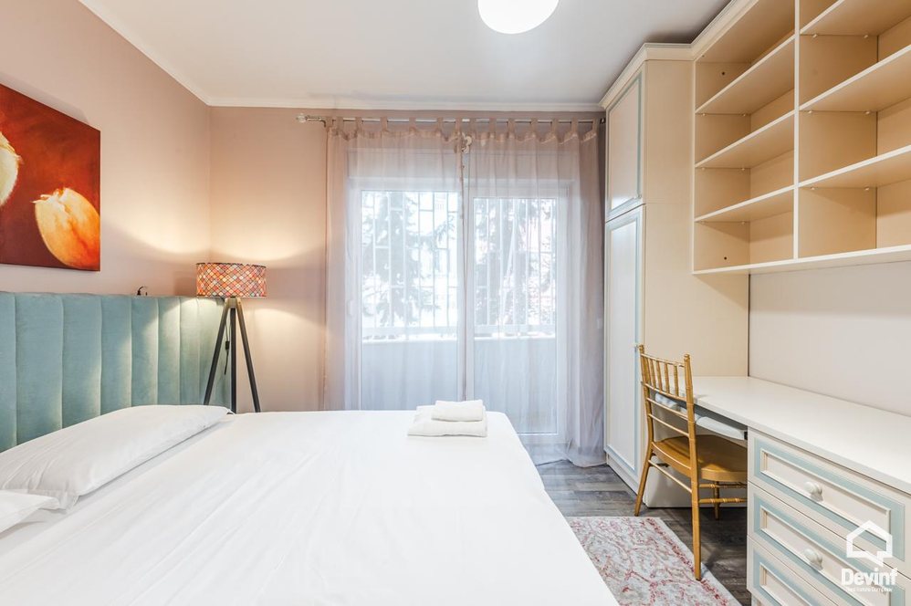 Tirane Qera Apartament 2+1 Apartament ne zonen e Liqenit te Tiranes apartament