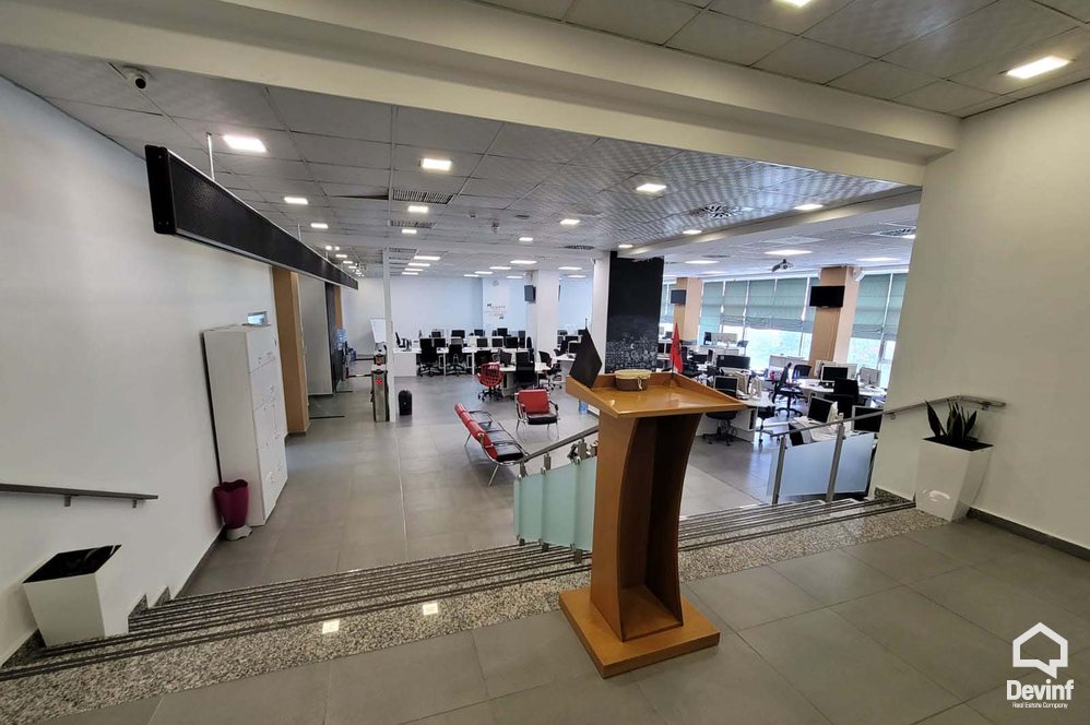 Tirane Qera Zyre  Zyra prane ish stacionit te trenit, Tirane zyre call center