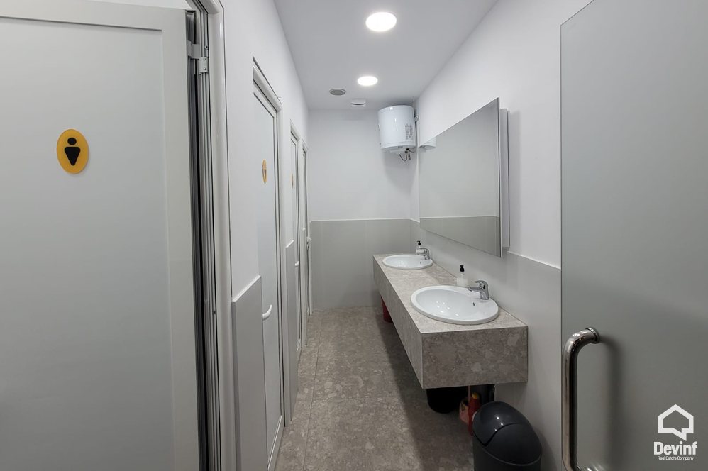 Tirane Qera Zyre  Zyra prane ish stacionit te trenit, Tirane zyre call center