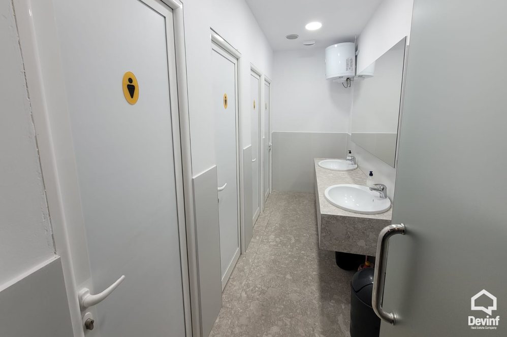 Tirane Qera Zyre  Zyra prane ish stacionit te trenit, Tirane zyre call center