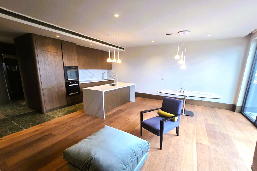 Tirane Qera Apartament 3+1 Aparatament luksoz në zonën pranë Stadiumit Air Albania apartament Residence
