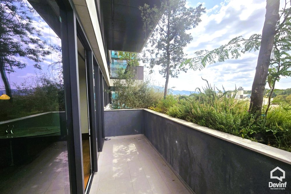 Tirane Qera Apartament 3+1 Aparatament luksoz në zonën pranë Stadiumit Air Albania apartament Residence