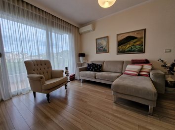 Apartament Shitje Rruga Hamdi Sina, Liqeni i Thate