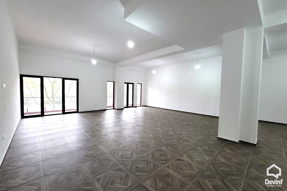 Tirane For Rent Office  Office in Dibra Street Office Shop spa klinike dentare qender estetike