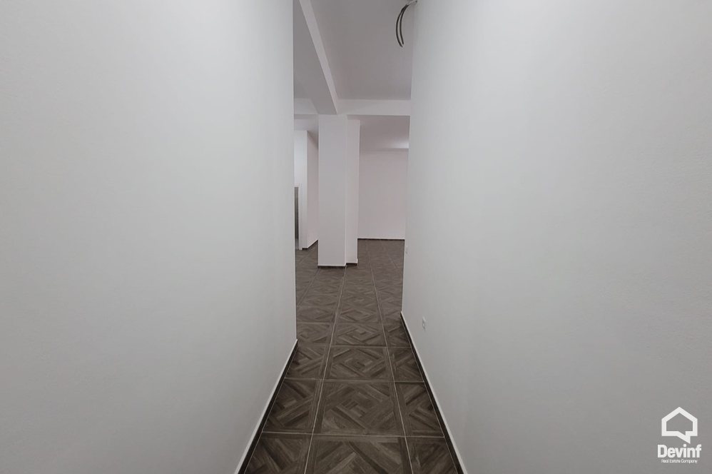 Tirane For Rent Office  Office in Dibra Street Office Shop spa klinike dentare qender estetike