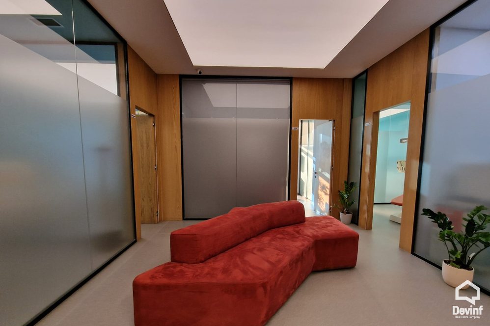 Tirane For Sale Klinike  Zogu I Boulevard, near the center Office qender estetike qender masazhi spa klinike dentare studio ligjore Noter