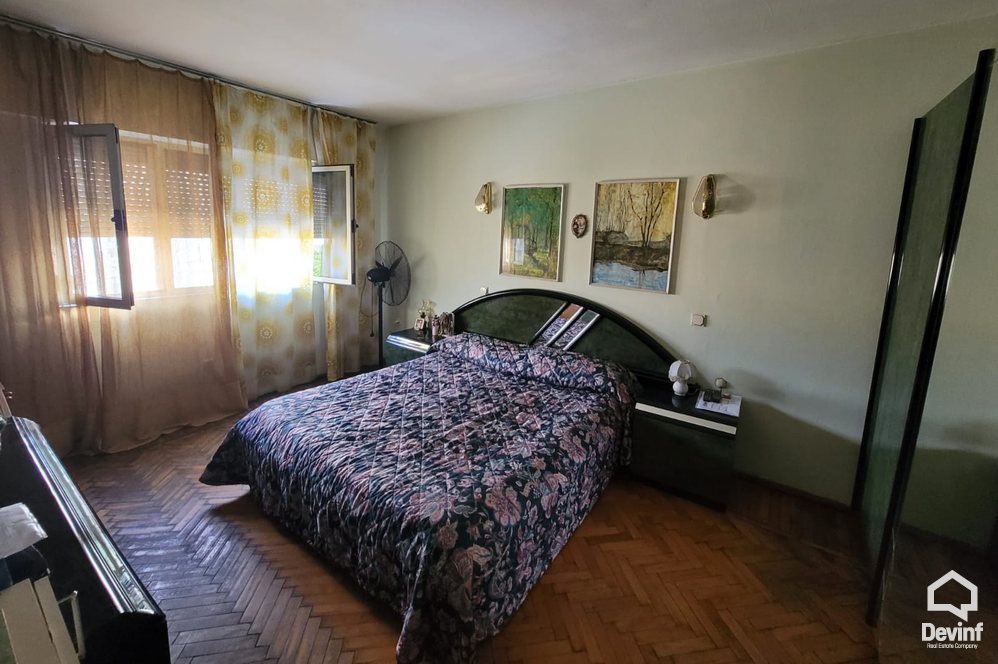 Tirane Qera Apartament 2+1 Apartament ne qender te Tiranes apartament zyre Booking/AirBnB