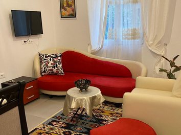 Apartament Qera Rruga 5 Maji, prane qendres Concord