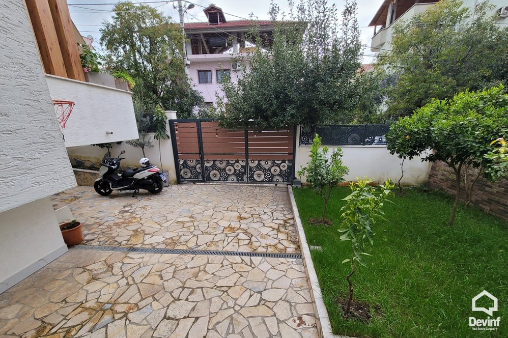 Tirane For Rent Villa 3+1+A Villa in the area of Student City, Tirana Villa