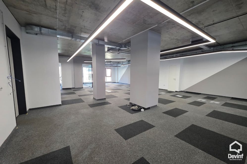 Tirane For Sale Office  Rruga e Kosovareve Office studio ligjore klinike Teknologji & IT Shërbime Profesionale Kreativitet & Marketing Klinika & Shëndetësi Arsim & Trajnim Korporata & Organizata