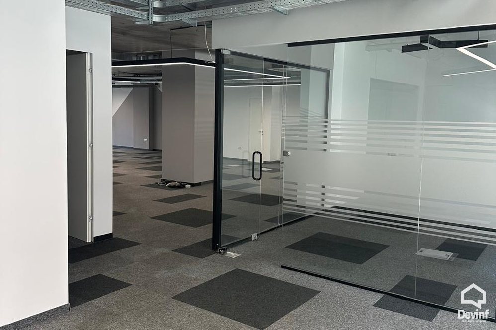 Tirane For Sale Office  Rruga e Kosovareve Office studio ligjore klinike Teknologji & IT Shërbime Profesionale Kreativitet & Marketing Klinika & Shëndetësi Arsim & Trajnim Korporata & Organizata