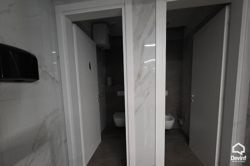 Tirane For Sale Office  Rruga e Kosovareve Office studio ligjore klinike Teknologji & IT Shërbime Profesionale Kreativitet & Marketing Klinika & Shëndetësi Arsim & Trajnim Korporata & Organizata