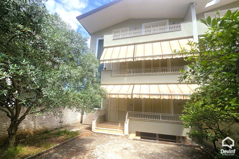 Tirane For Rent Villa Me shume se 4 dhoma Villa for rent in Selita area, Tirana Office Villa Office shkolle kursesh Villa klinke
