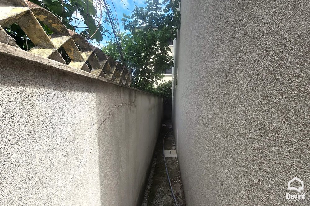 Tirane For Rent Villa Me shume se 4 dhoma Villa for rent in Selita area, Tirana Office Villa Office shkolle kursesh Villa klinke