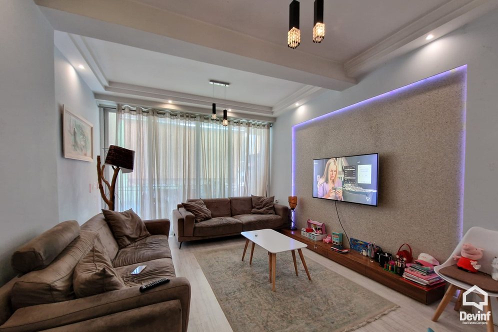 Tirane Shitje Apartament 2+1 Rruga Myslym Shyri, prane qendres apartament