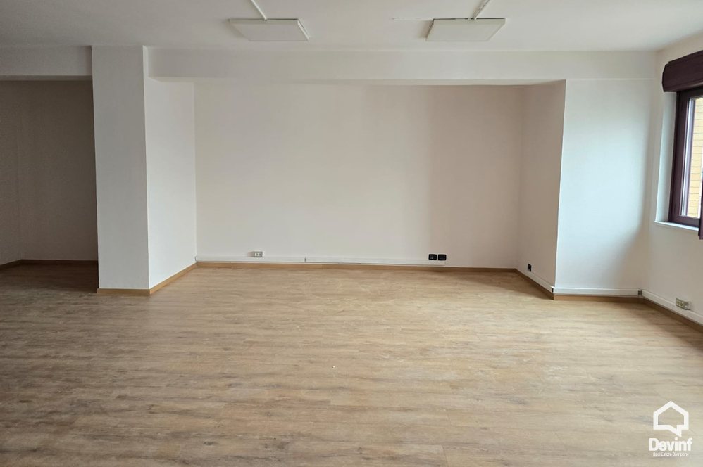 Tirane For Rent Office  Business center in the heart of Tirana Office zyre avokati klinike
