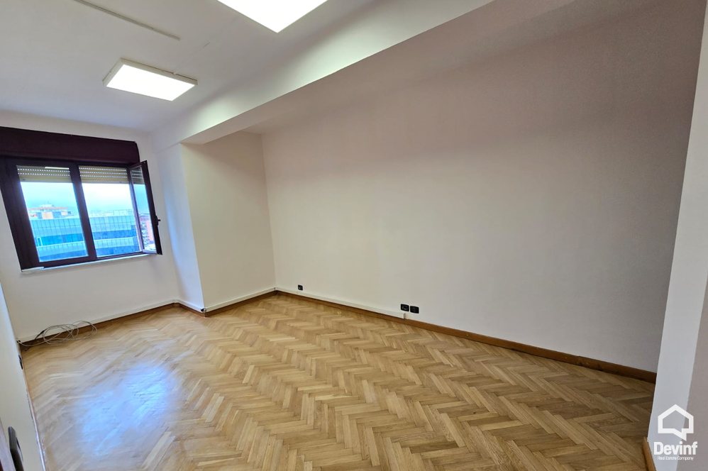 Tirane For Rent Office  Business center in the heart of Tirana Office zyre avokati klinike