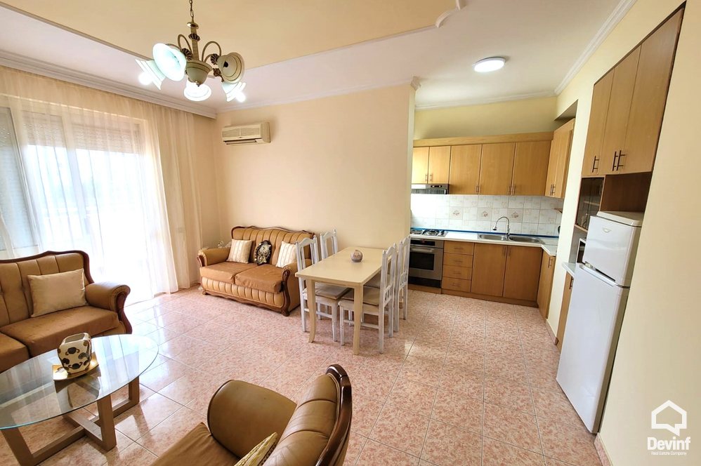 Tirane Qera Apartament 1+1+A Apartament tek Stadiumi Selman Stermasi apartament