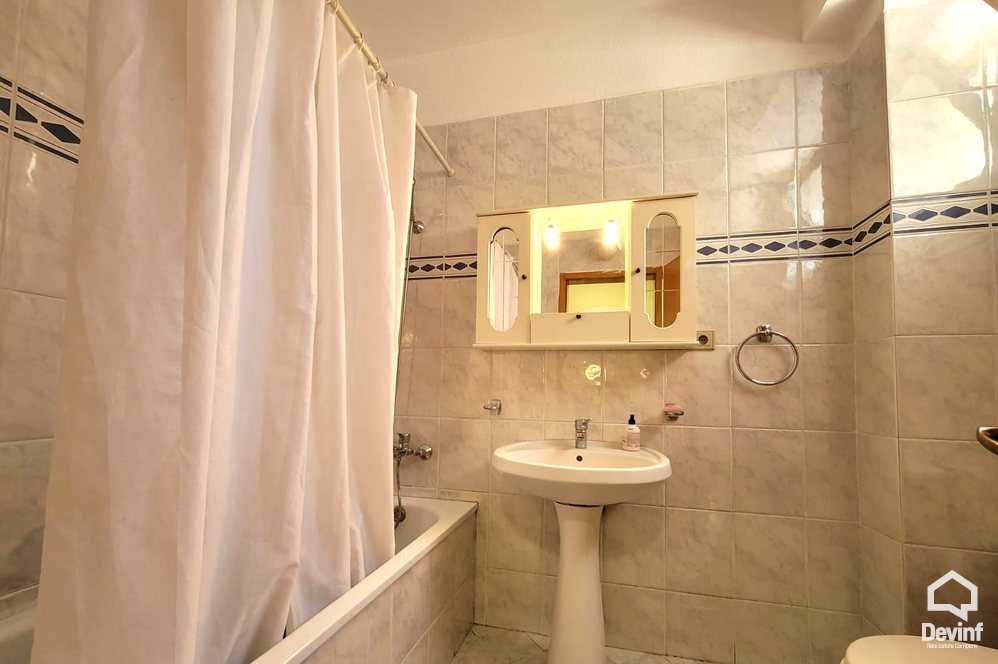 Tirane Qera Apartament 1+1+A Apartament tek Stadiumi Selman Stermasi apartament