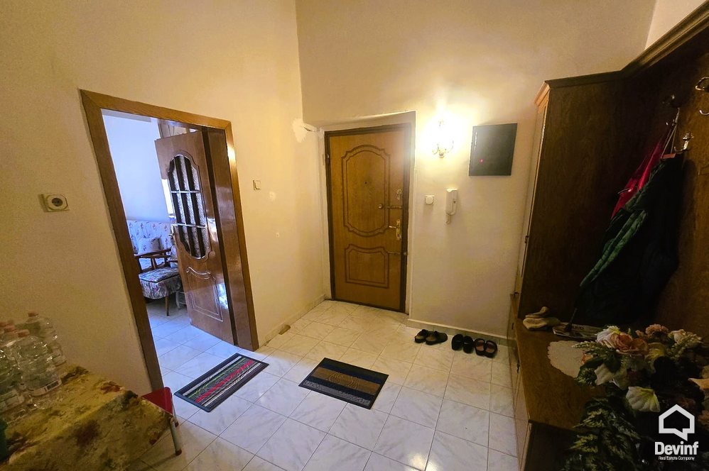 Tirane For Rent Apartment 3+1 Apartment in the center of Tirana Apartment Office Booking/AirBnB