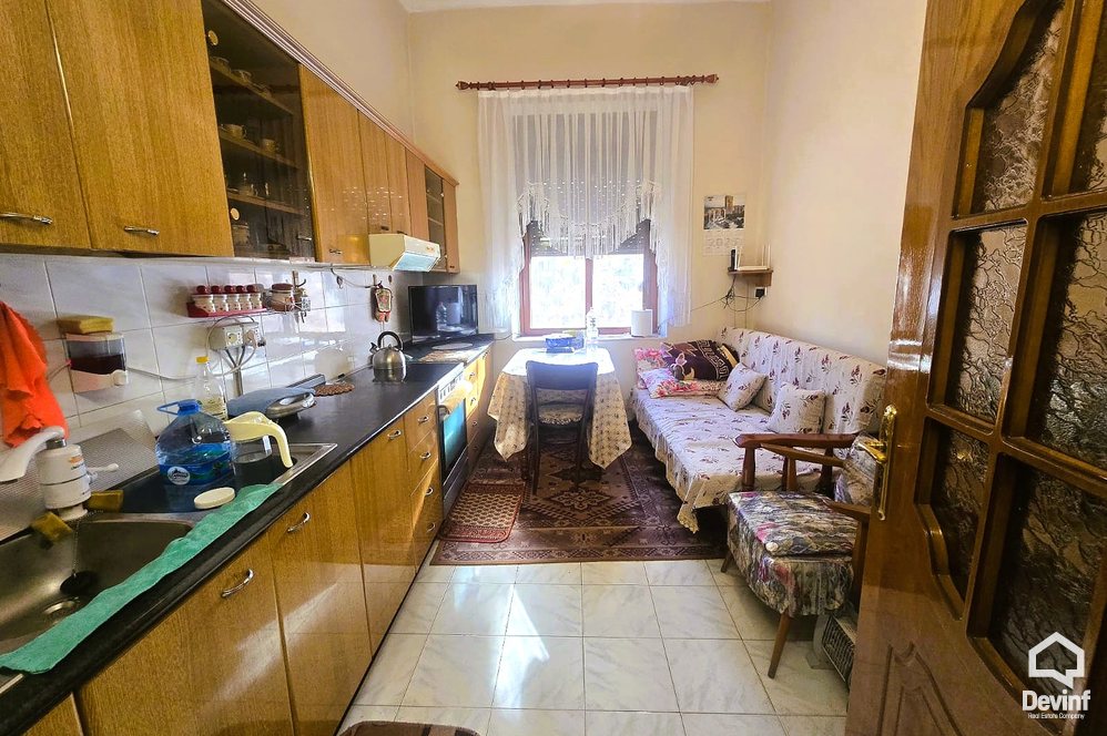 Tirane For Rent Apartment 3+1 Apartment in the center of Tirana Apartment Office Booking/AirBnB